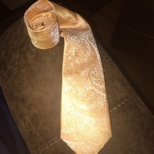 Gold neck tie